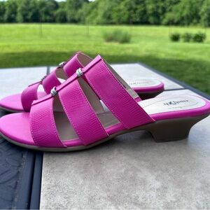 Pink Women's‎  Size 11 East 5th Sandals